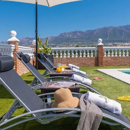 Hacienda Los Remedios By Ruralidays Villa *