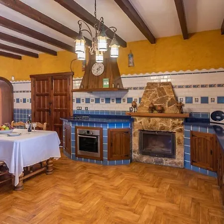 Hacienda Los Remedios By Ruralidays Villa *