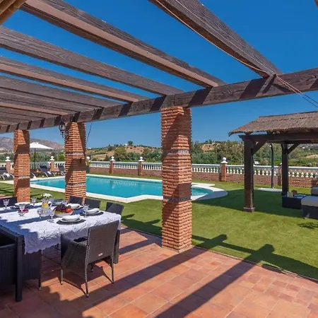 Villa Hacienda Los Remedios By Ruralidays Alhaurin el Grande