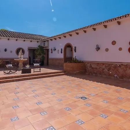 Hacienda Los Remedios By Ruralidays Villa *