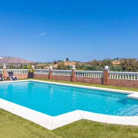 Villa Hacienda Los Remedios By Ruralidays Alhaurin el Grande