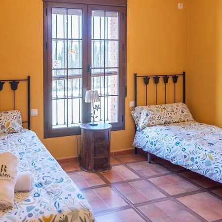 Hacienda Los Remedios By Ruralidays Villa